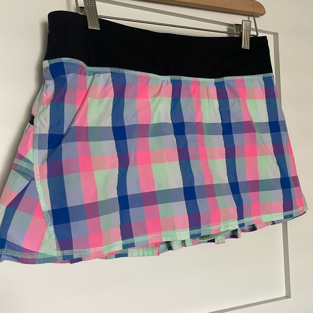 Lululemon Pacesetter Skirt - Pink Blue Green Plaid Pattern -  Size 8